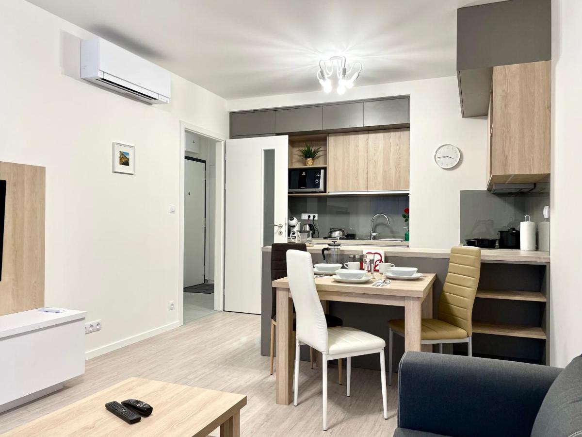Central Stay Bratislava Eksteriør billede
