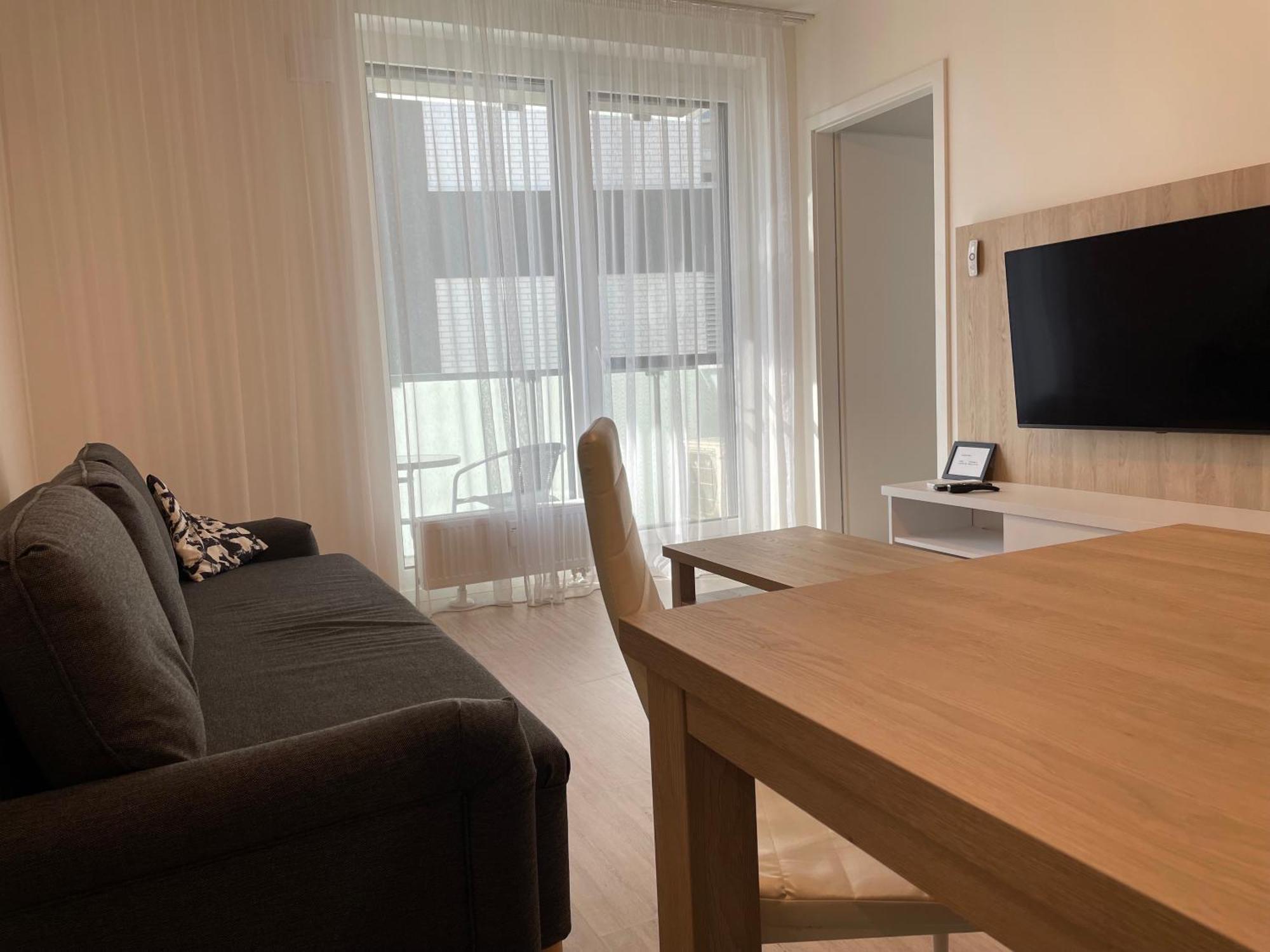 Central Stay Bratislava Eksteriør billede